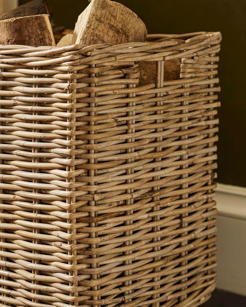 St Mawes - Basket On Wheels