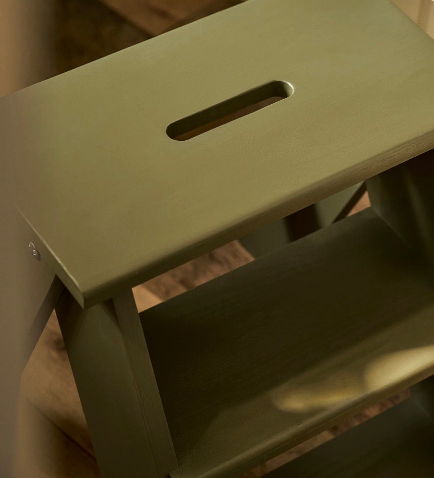 Olive - Step Stool