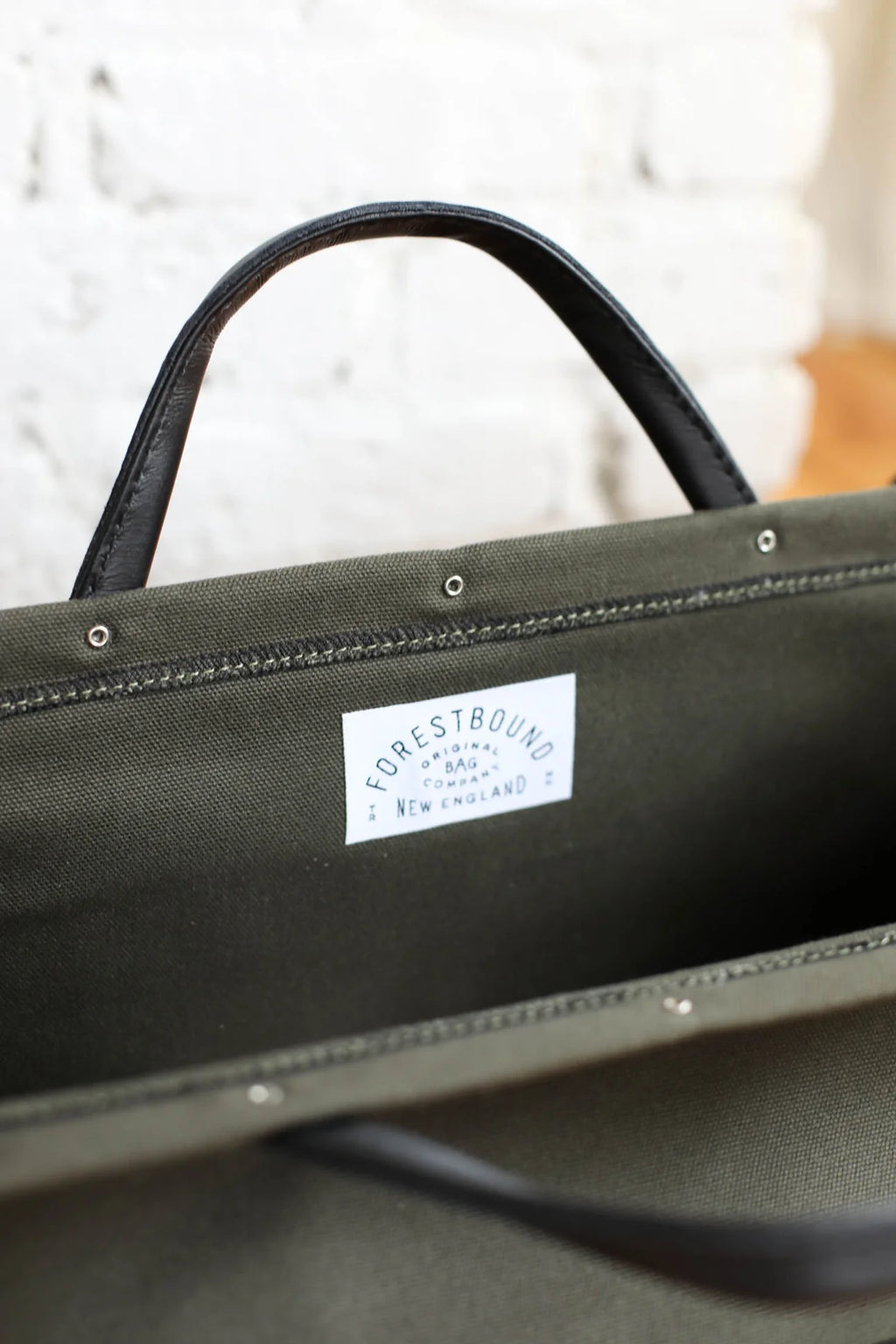 Escape - Holdall Bag - Olive Canvas