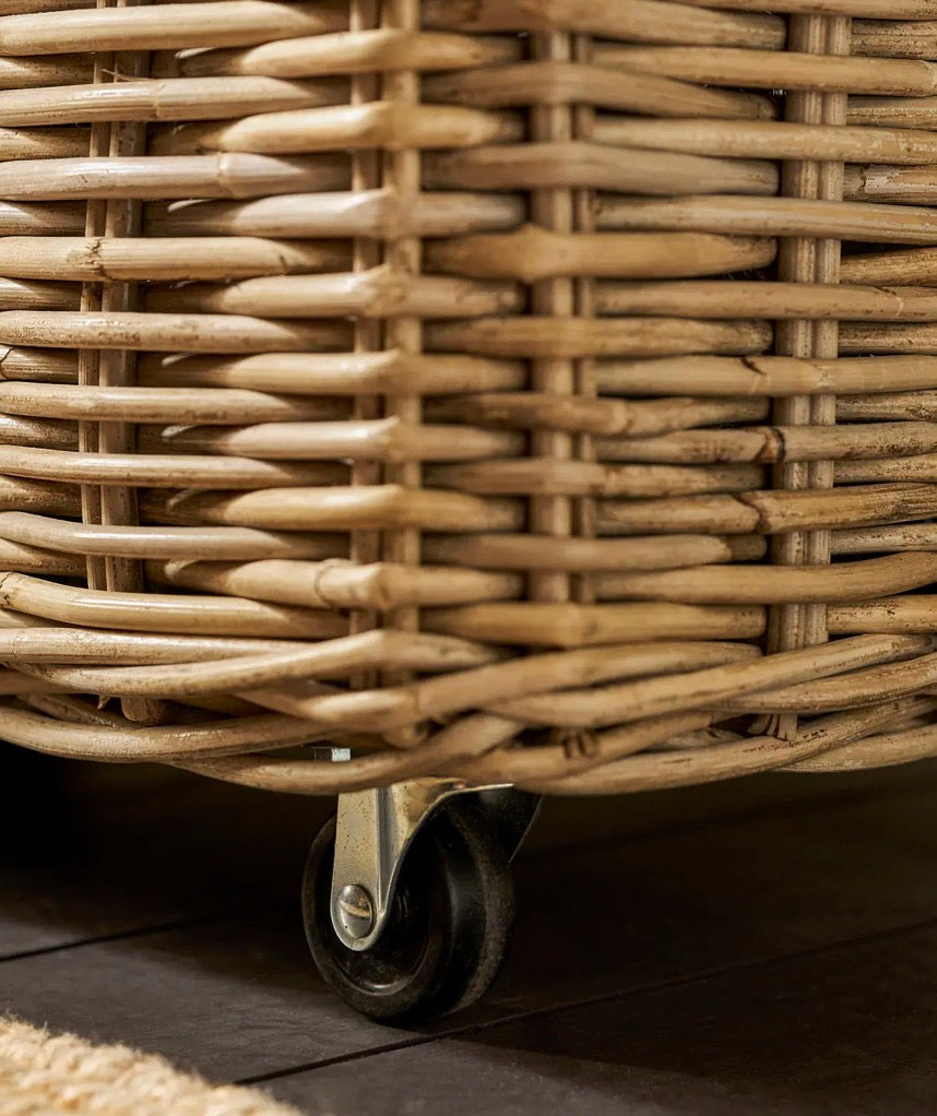 St Mawes - Basket On Wheels