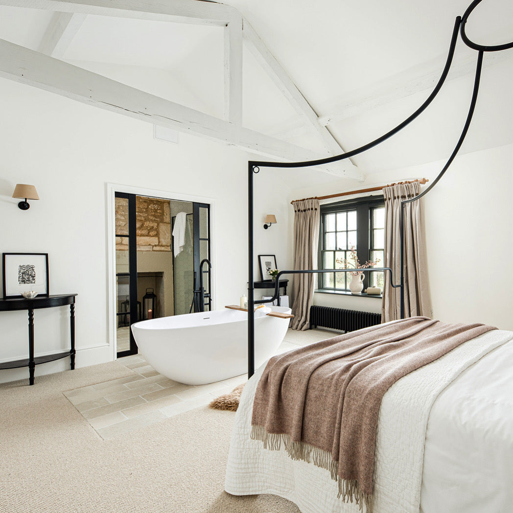 Mr Tod’s - King 5ft Canopy Bed