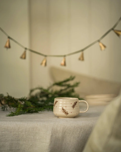 HAND PAINTED MUG | FEATHER