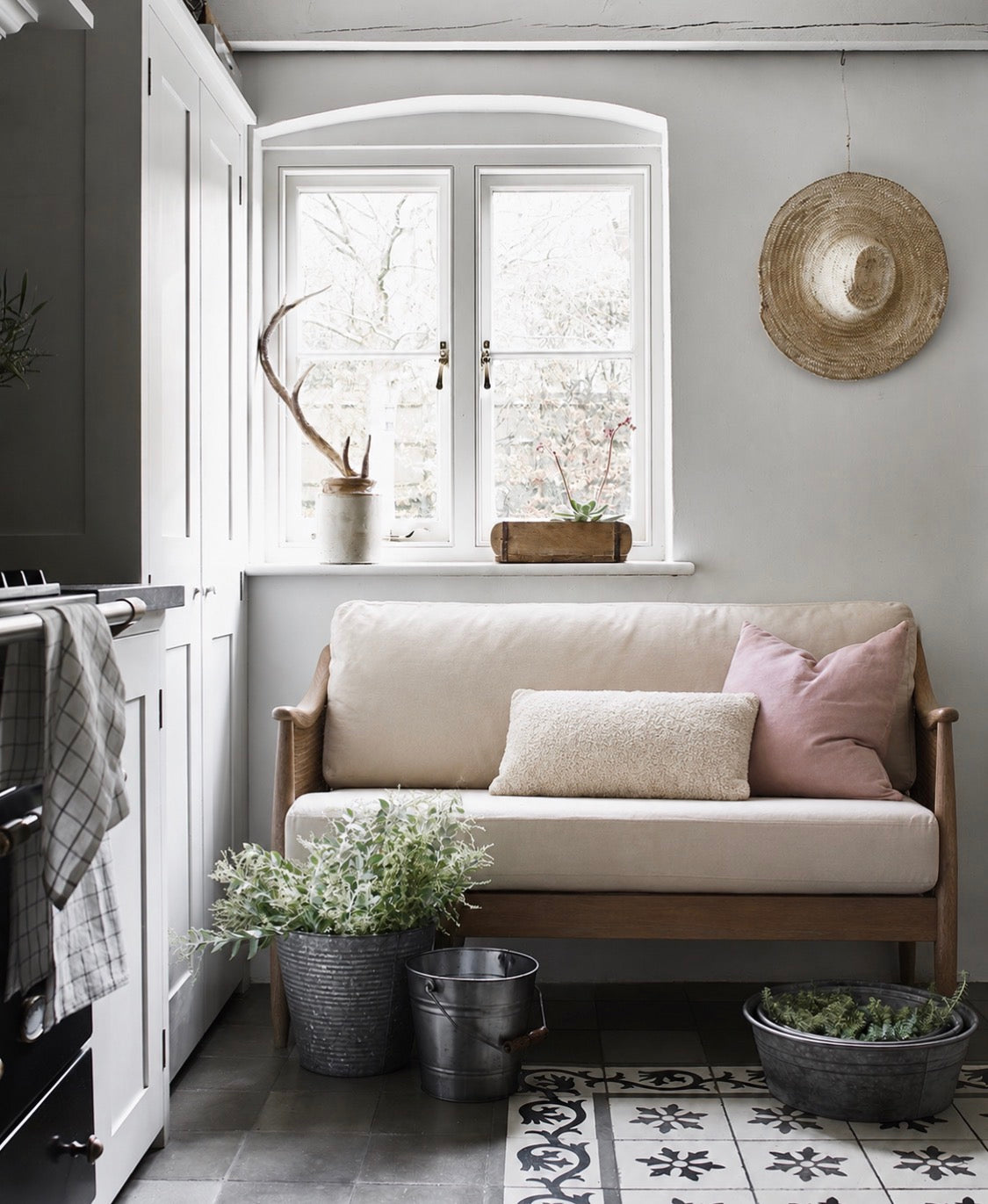 Hansel - Ash Sofa