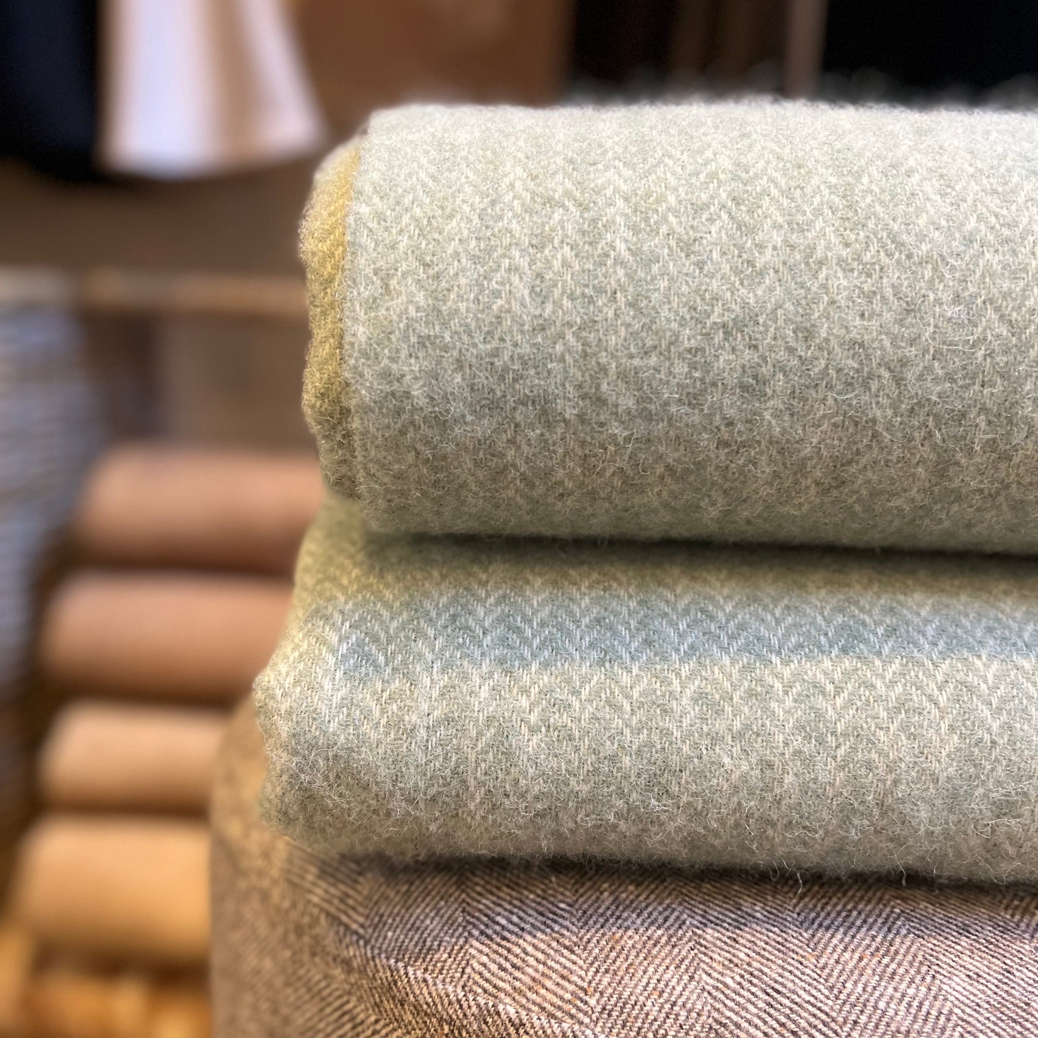 ALPIN | CABLE KNIT THROW | EUCALYPTUS