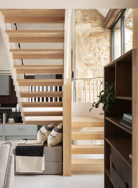 THE BARN | SQUARE FOOTSTOOL OTTOMAN