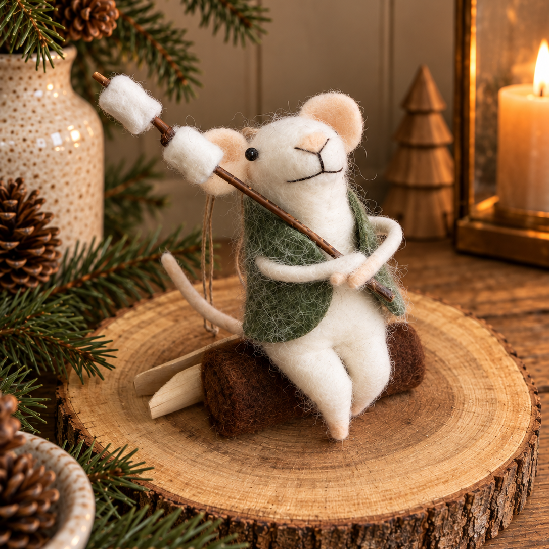 The Campfire Mouse - Felt Decoration