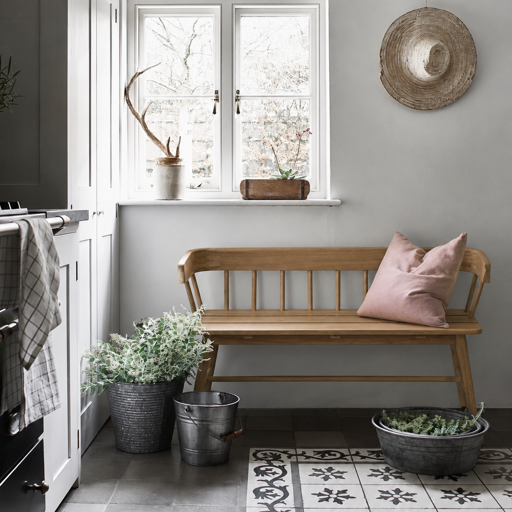 Bramble - Curved Bench