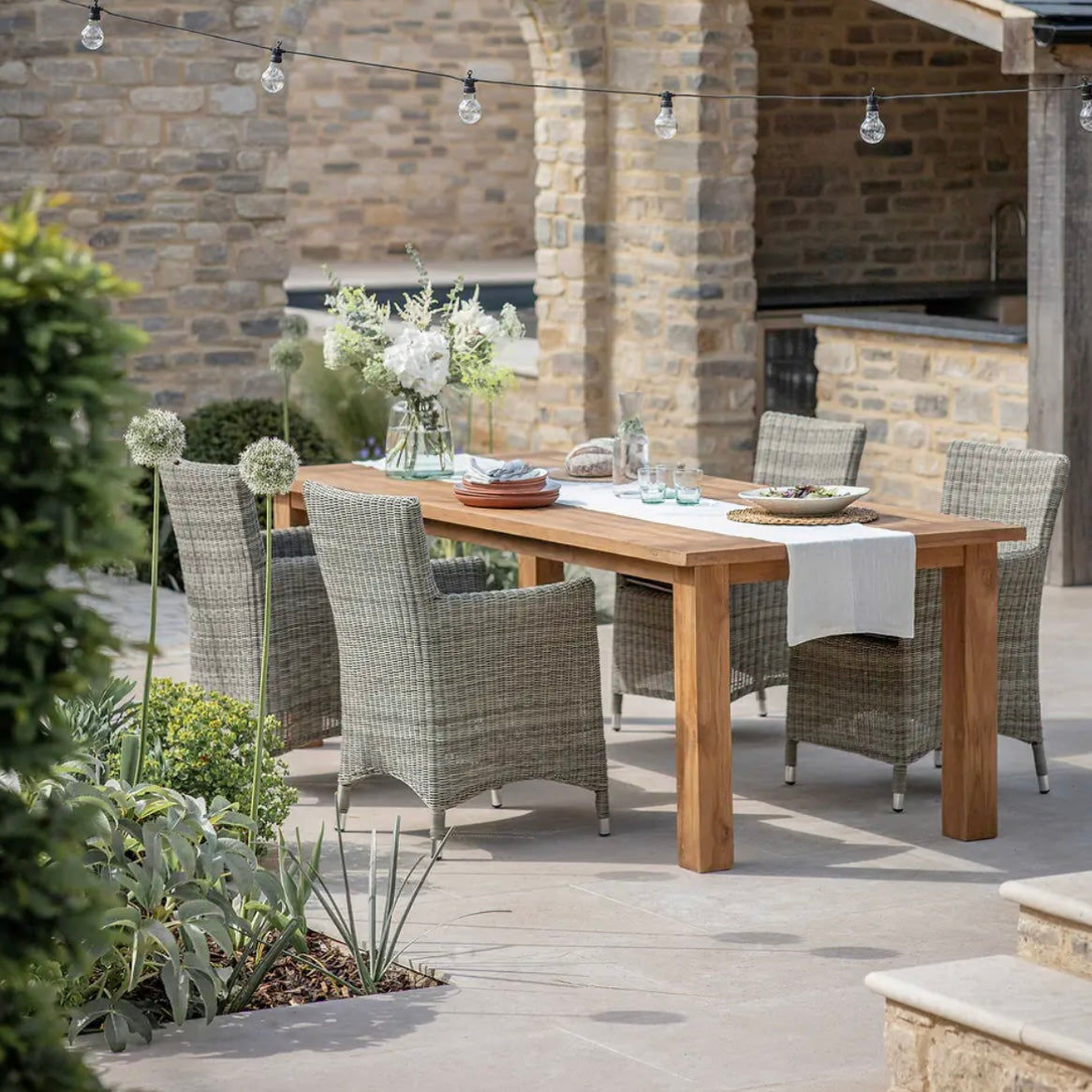 Sunny Cove - Dining Table - Large