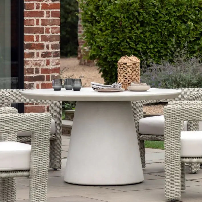 Hadsund - Round Dining Table