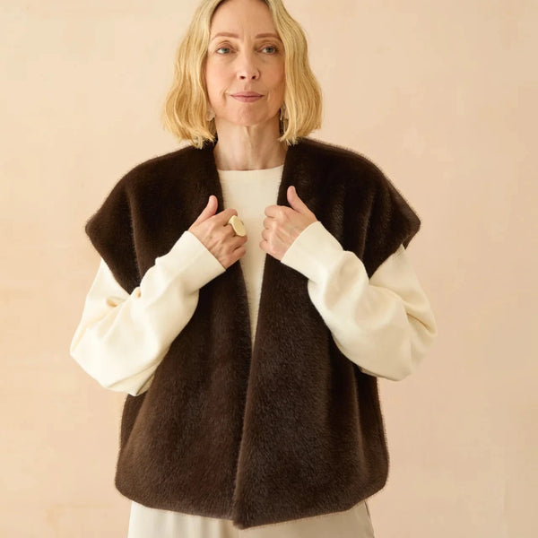 CHALK | CLAIRE GILET | COCOA