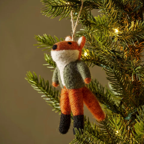 A LITTLE COTSWOLD FOX