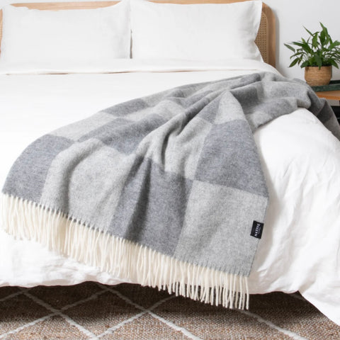 ALPIN | CHEQUERED WOOL THROW | ASH