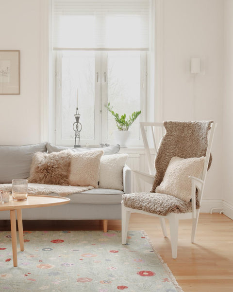 LARS | LARGE CURLY SHEEPSKIN | MOCHA