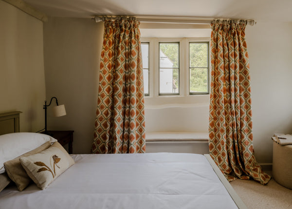 FARLEIGH |  ROUND WOOL POUFFE | TRUFFLE