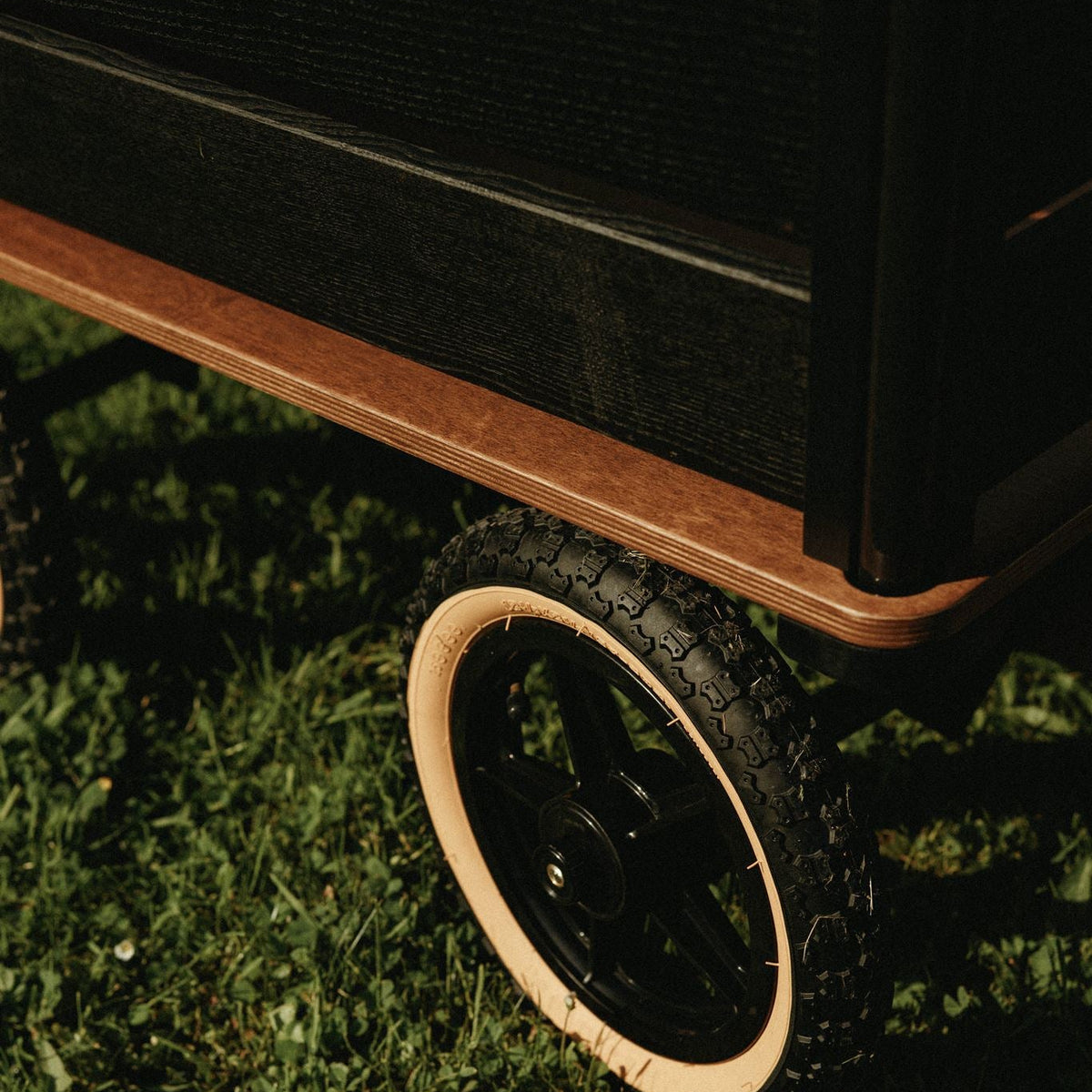 Heritage - Plank Wagon - Black
