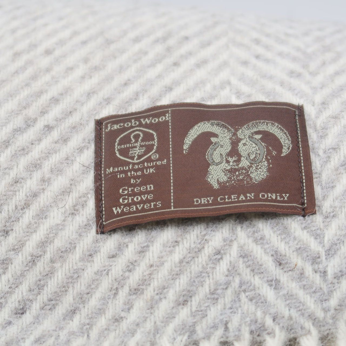 Jacobs Wool Throw - Large - Silver Chevron