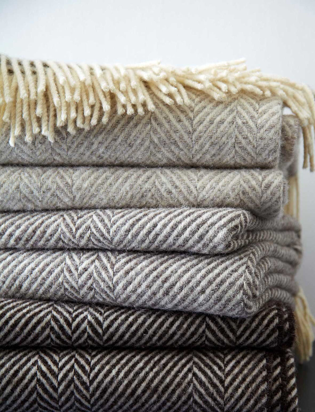 Jacobs Wool Throw - Large - Silver Chevron