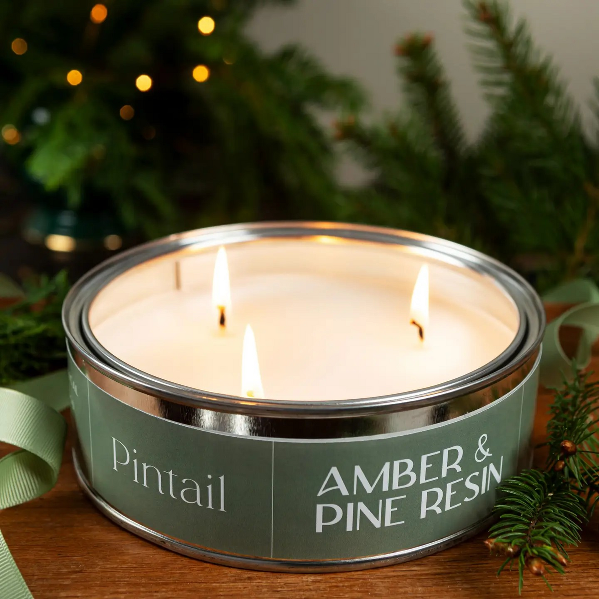 Triple Wick Candle - Amber & Pine Resin