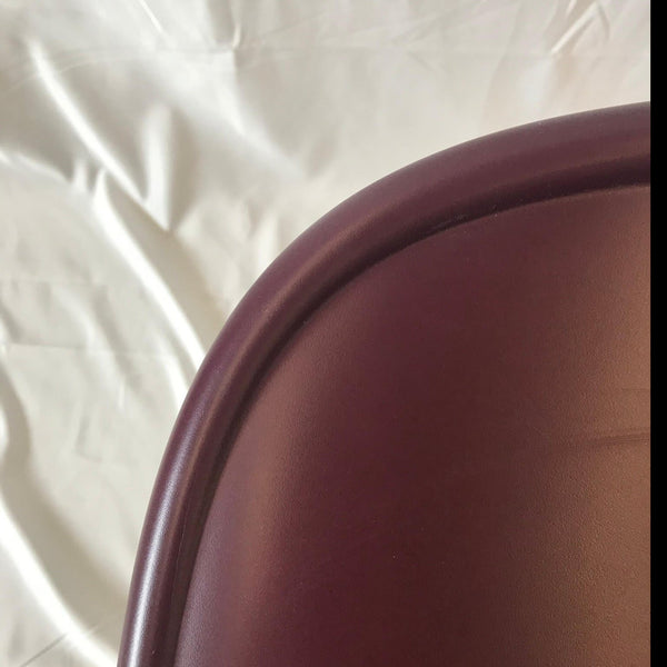 HAY NEU13 LEATHER CHAIR | OAK & CLARET