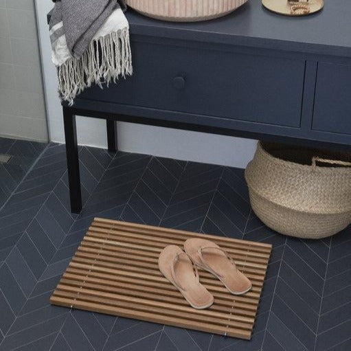 Dania Bathroom Mat by Fritz Hansen Skagerak