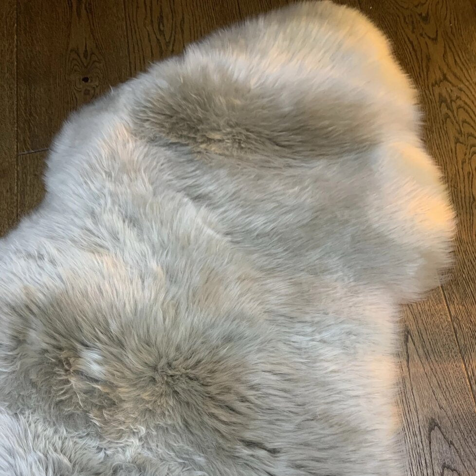 Ella - Longhaired Sheepskin - Oyster