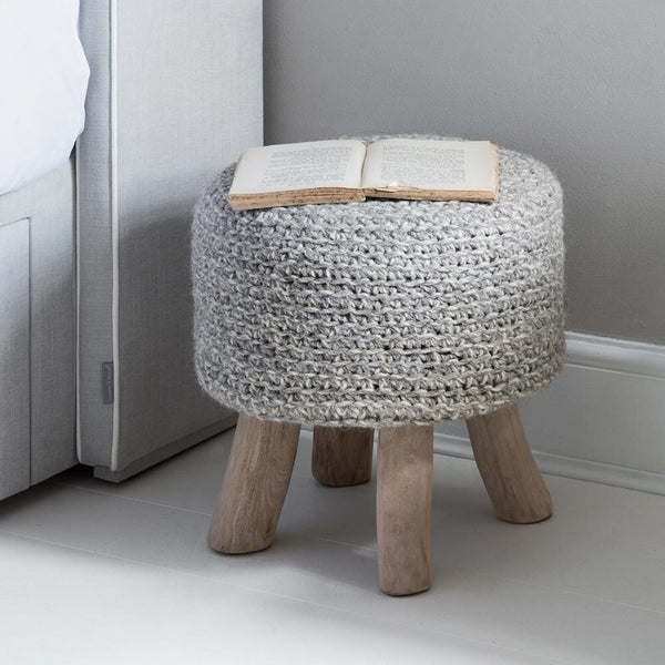 KNITTED STOOL | GREY