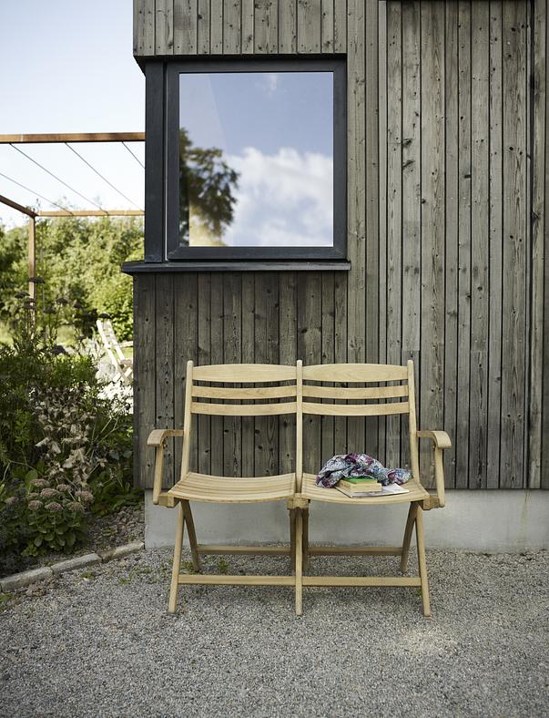 Selandia Two Seater by Fritz Hansen Skagerak