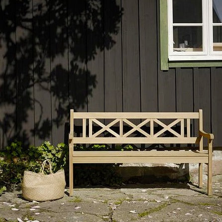 Skagen Bench by Fritz Hansen Skagerak