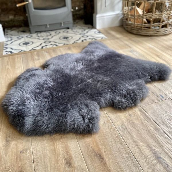 ELLA | LONGHAIRED SHEEPSKIN | DARK GREY