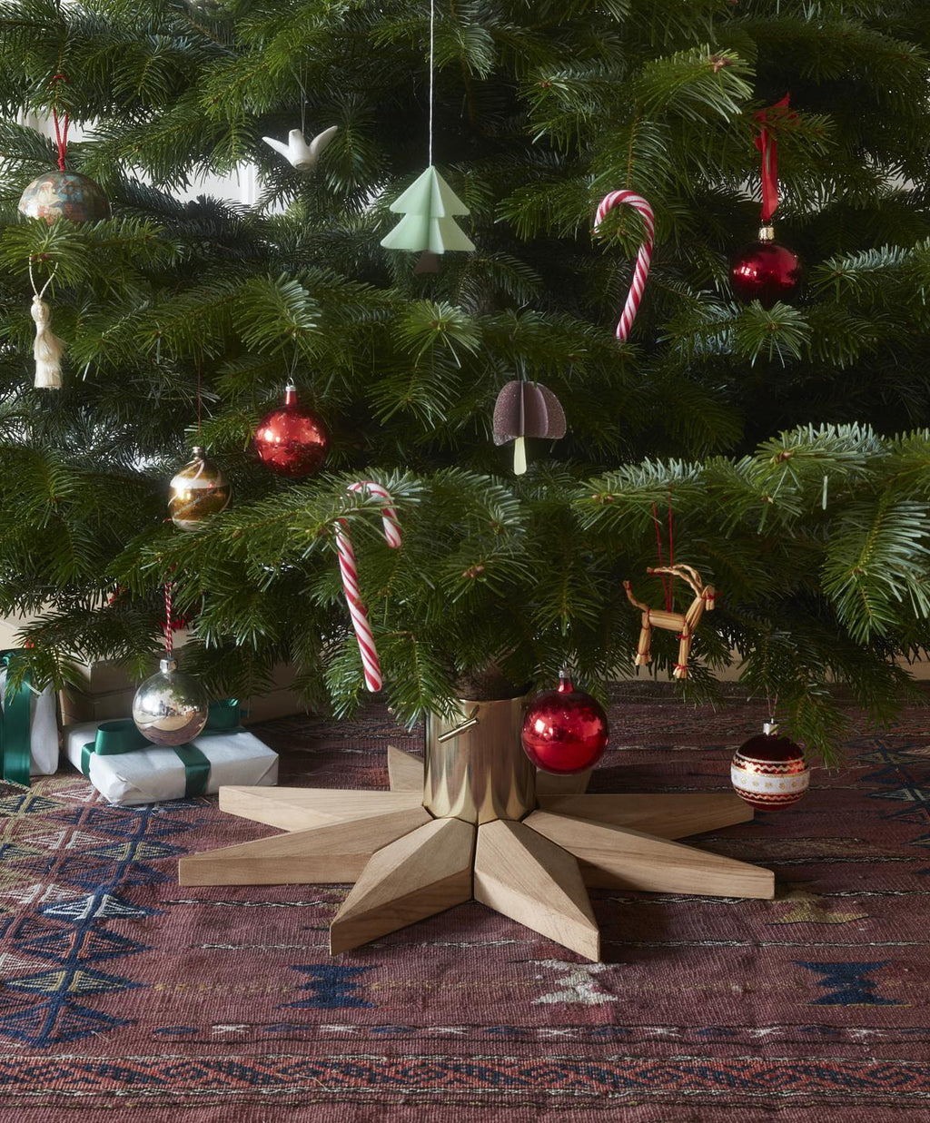 Stella Christmas Tree Base by Fritz Hansen Skagerak