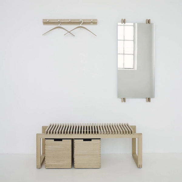 FRITZ HANSEN | SKAGERAK | PILOT COAT HANGER SET | OAK