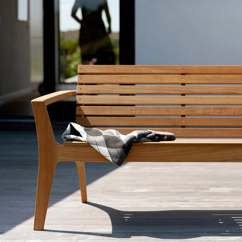 FRITZ HANSEN SKAGERAK REGATTA LOUNGE BENCH The Salcombe Trading fritz-hansen-skagerak-regatta-lounge-bench-the-salcombe-trading