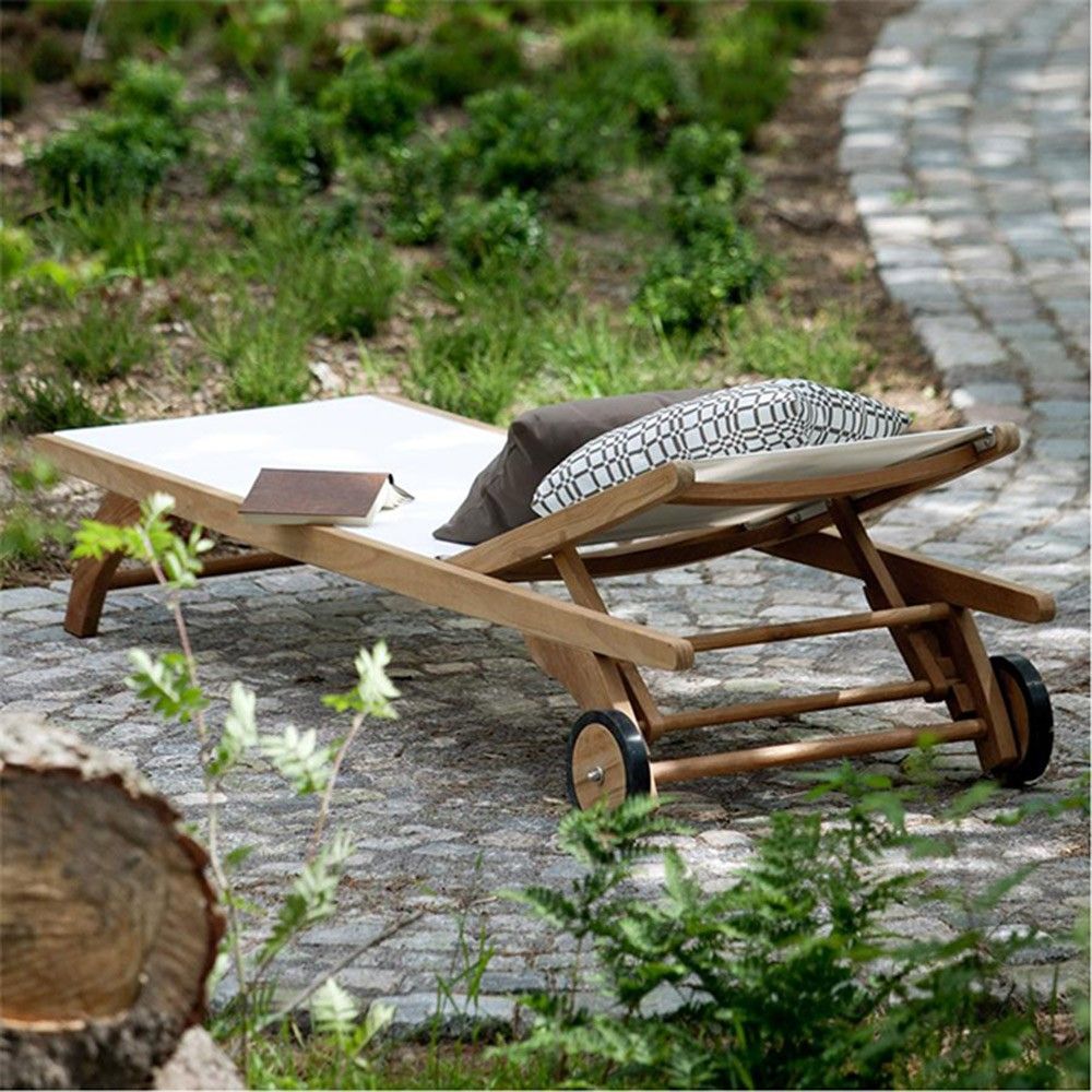 Columbus Sun Lounger by Fritz Hansen Skagerak - White