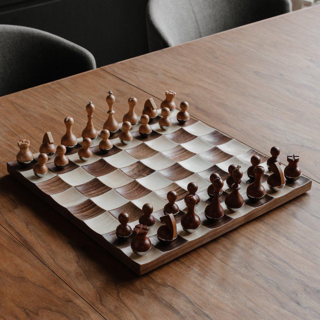 Luxury - Walnut Wobble Chess Set